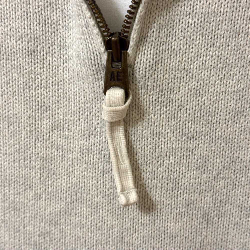 American Eagle Outfitters Gray Quarter-Zip Sweater Sz Medium - Picture 4 of 11
